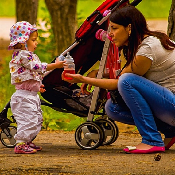 kako-funkcionalna-bebi-oprema-olaksava-roditeljstvo