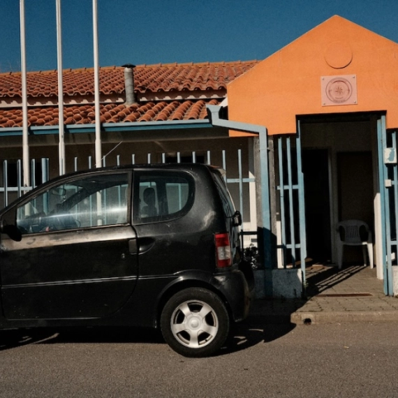 koje-su-prednosti-i-mane-manjih-rent-a-car-agencija