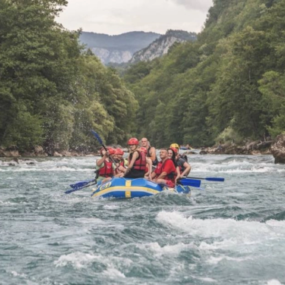 rafting-tarom-uzbudljiva-avantura-koja-budi-sva-cula